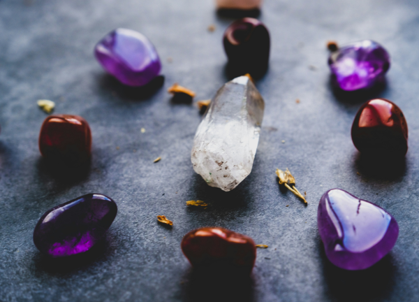 Behandlungen Reiki Kinesiologie Lithotherapie Heilsteintherapie Home Bergkristall